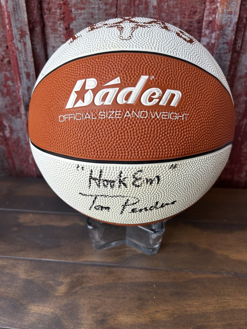 Coach Tom Penders Texas Longhorns 1990 signed autographed basketball